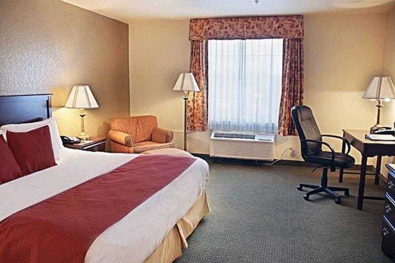 Best Western Sherwood Inn & Suites North Little Rock Room photo
